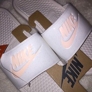 Nike slides